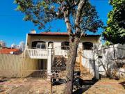 Casa / Sobrado Comercial para Locação em Londrina/PR...