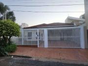 Casa / Sobrado Comercial para Locação em Marília/SP...