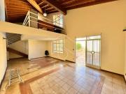Casa / Sobrado Comercial para Locação em Marília/SP...