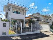 Casa / Sobrado Comercial para Locação em Palhoça/SC...