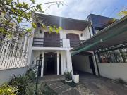 Casa / Sobrado Comercial para Locação em Porto Alegre/RS...