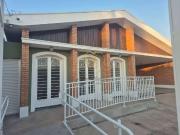 Casa / Sobrado Comercial para Locação em São José do Rio...