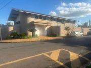 Casa / Sobrado Comercial para Locação em São José do Rio...