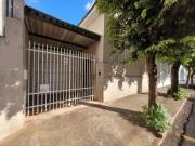 Casa / Sobrado Comercial para Locação em São José do Rio...