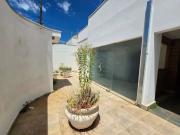 Casa / Sobrado Comercial para Locação em São José do Rio...