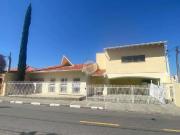 Casa / Sobrado Comercial para Locação em São Roque/SP...