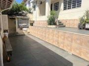 Casa / Sobrado Comercial para Locação em Taboão da...