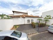 Casa / Sobrado Comercial para Locação em Uberlândia/MG...