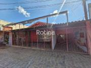 Casa / Sobrado Comercial para Locação em Uberlândia/MG...