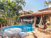 Casa / Sobrado Comercial para Venda em Armação dos...