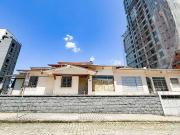 Casa / Sobrado Comercial para Venda em Blumenau/SC...