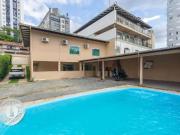 Casa / Sobrado Comercial para Venda em Blumenau/SC Vila...