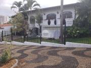 Casa / Sobrado Comercial para Venda em Cabo Frio/RJ...