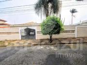 Casa / Sobrado Comercial para Venda em Campinas/SP...