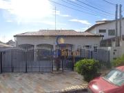 Casa / Sobrado Comercial para Venda em Campinas/SP...
