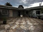Casa / Sobrado Comercial para Venda em Curitiba/PR... Casa / Sobrado Comercial para Venda em Curitiba/PR...