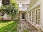 Casa / Sobrado Comercial para Venda em Curitiba/PR São...