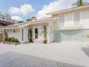 Casa / Sobrado Comercial para Venda em Joinville/SC...