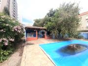 Casa / Sobrado Comercial para Venda em Porto Alegre/RS...