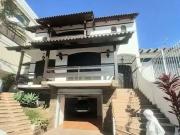 Casa / Sobrado Comercial para Venda em Porto Alegre/RS...