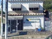 Casa / Sobrado Comercial para Venda em São Gonçalo/RJ Centro