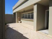 Casa / Sobrado Comercial para Venda em São José do Rio...