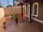 Casa / Sobrado Comercial para Venda em São José dos...