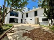 Casa / Sobrado Comercial para Venda em São Paulo/SP...