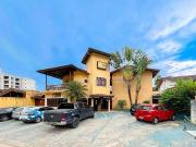 Casa / Sobrado Comercial para Venda em Ubatuba/SP...