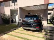 Casa / Sobrado Comercial para Venda em Uberlândia/MG...