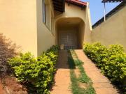 Casa / Sobrado Comercial para Venda em Valinhos/SP...