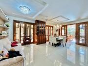 Casa sobrado de 232m² com 03 quartos para venda e...