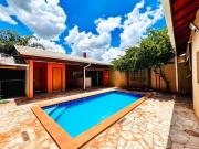 Casa sobrado de 263m² com 04 suítes à venda em...