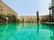 Casa sobrado de 275m² com 03 suítes à venda em...