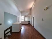 Casa sobrado de 532m² com 05 quartos para locação Jardim...