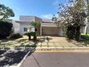 Casa / Sobrado em Condomínio para Locação em...
