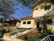 Casa / Sobrado em Condomínio para Locação em Arujá/SP...
