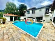 Casa / Sobrado em Condomínio para Locação em Arujá/SP...