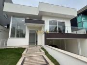 Casa / Sobrado em Condomínio para Locação em Arujá/SP...