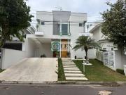 Casa / Sobrado em Condomínio para Locação em Arujá/SP...