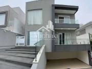 Casa / Sobrado em Condomínio para Locação em Arujá/SP...