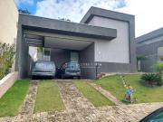 Casa / Sobrado em Condomínio para Locação em Atibaia/SP...