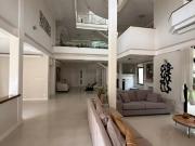 Casa / Sobrado em Condomínio para Locação em Atibaia/SP...