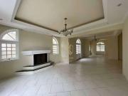 Casa / Sobrado em Condomínio para Locação em Atibaia/SP...