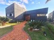 Casa / Sobrado em Condomínio para Locação em Atibaia/SP...