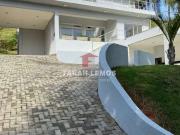 Casa / Sobrado em Condomínio para Locação em Atibaia/SP...