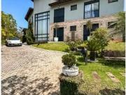 Casa / Sobrado em Condomínio para Locação em Atibaia/SP...