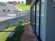 Casa / Sobrado em Condomínio para Locação em Atibaia/SP...