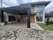 Casa / Sobrado em Condomínio para Locação em Atibaia/SP...