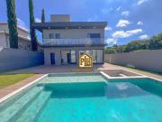 Casa / Sobrado em Condomínio para Locação em Atibaia/SP...